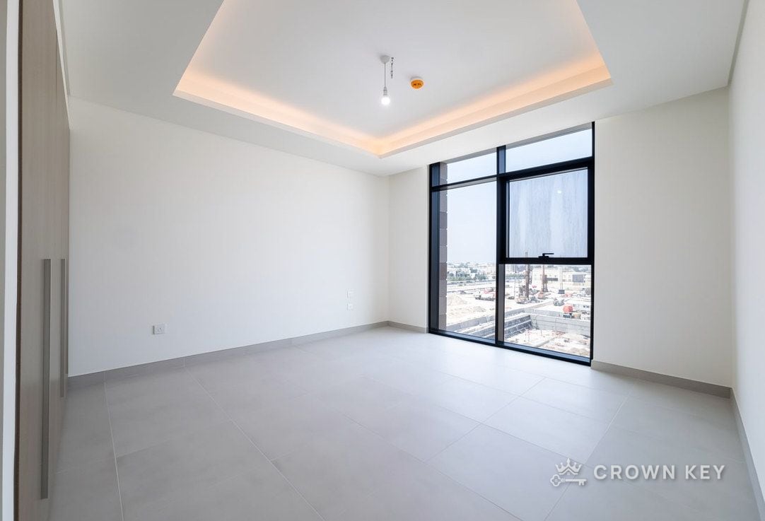 Three-bedroom apartment in Laurel, photo 2