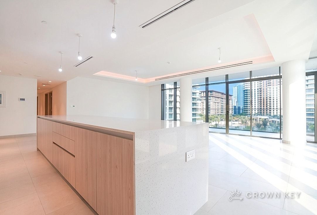 Three-bedroom apartment in Laurel, photo 2