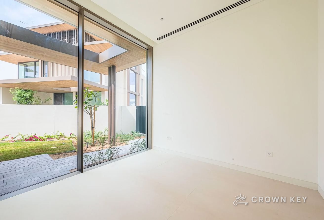 Four-bedroom villa in Nad Al Sheba Gardens 2, photo 5